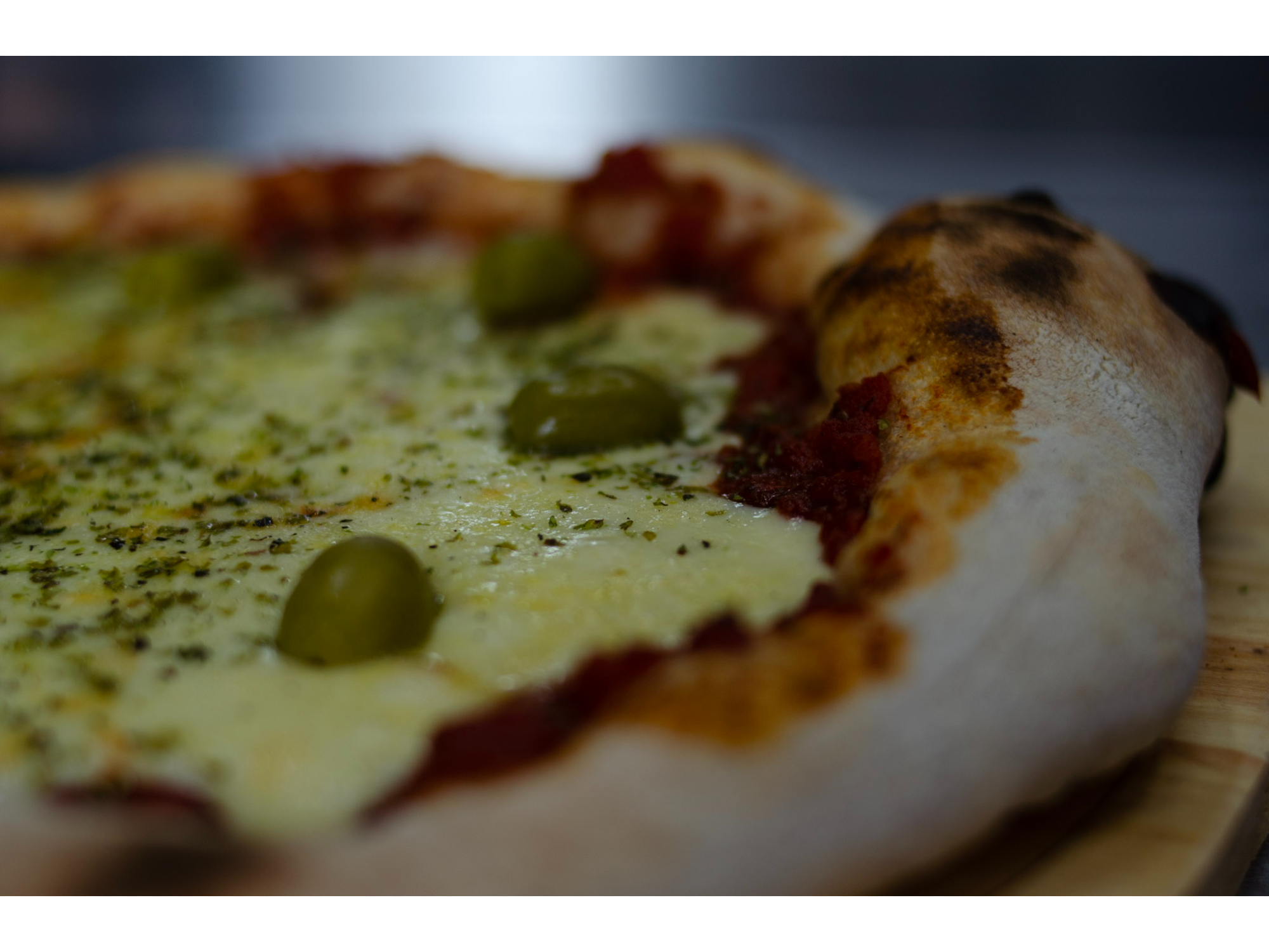 1 MUZZA  PIEDRA+ 6 EMPANADAS (PR13)