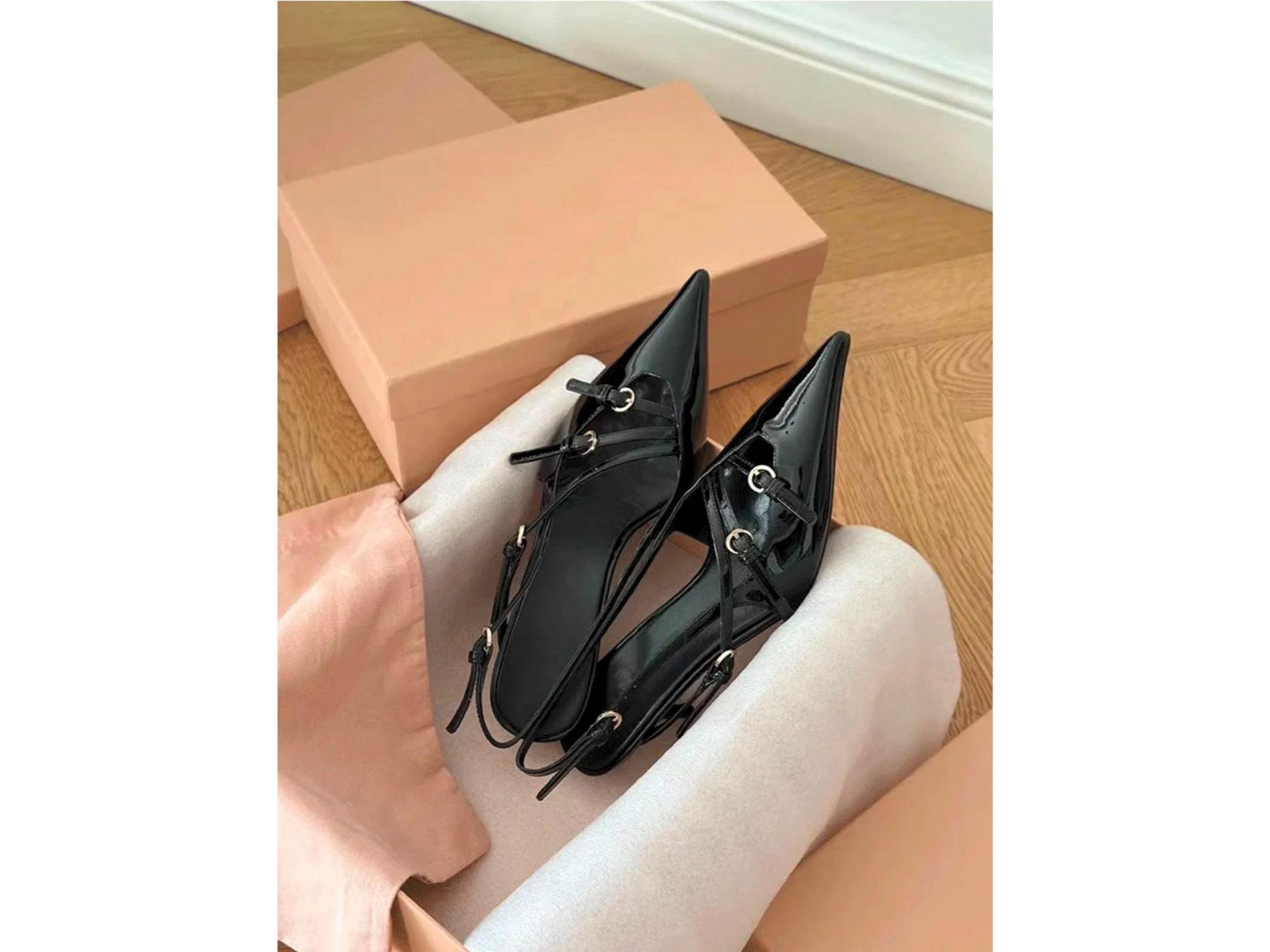 Sandalias de tacon. elegante