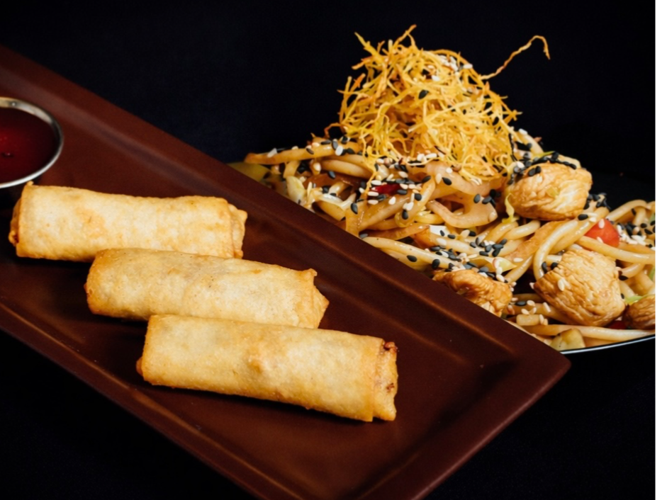 Woks + chinas