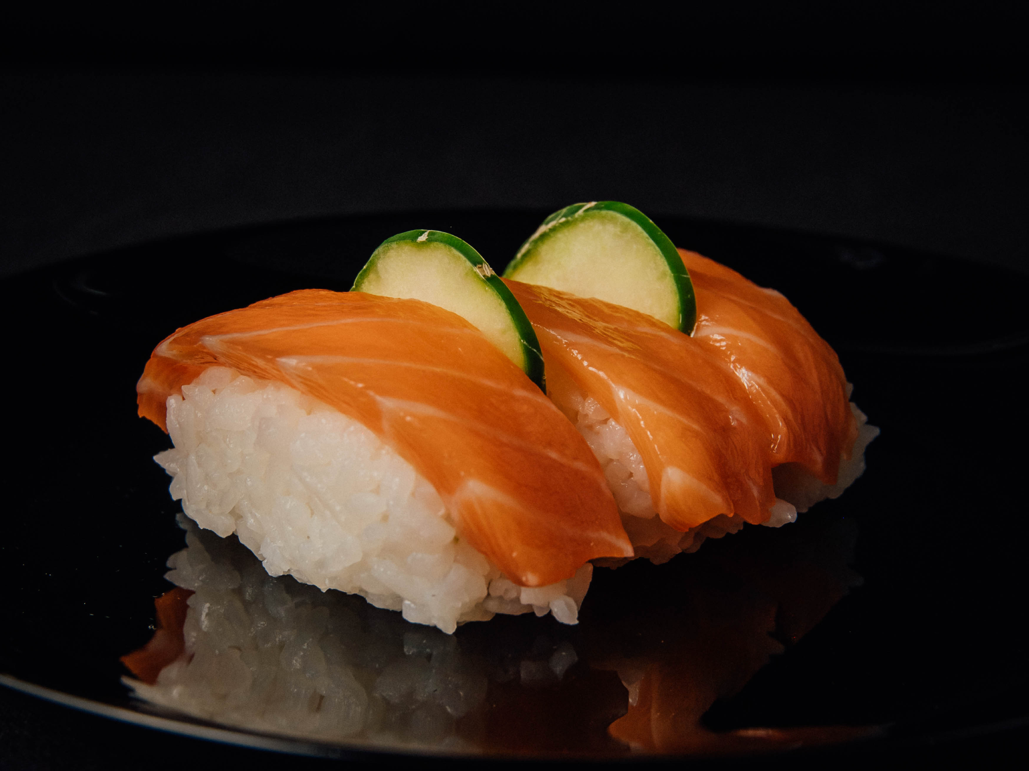 Niguiri de salmon ( 5 unidades)