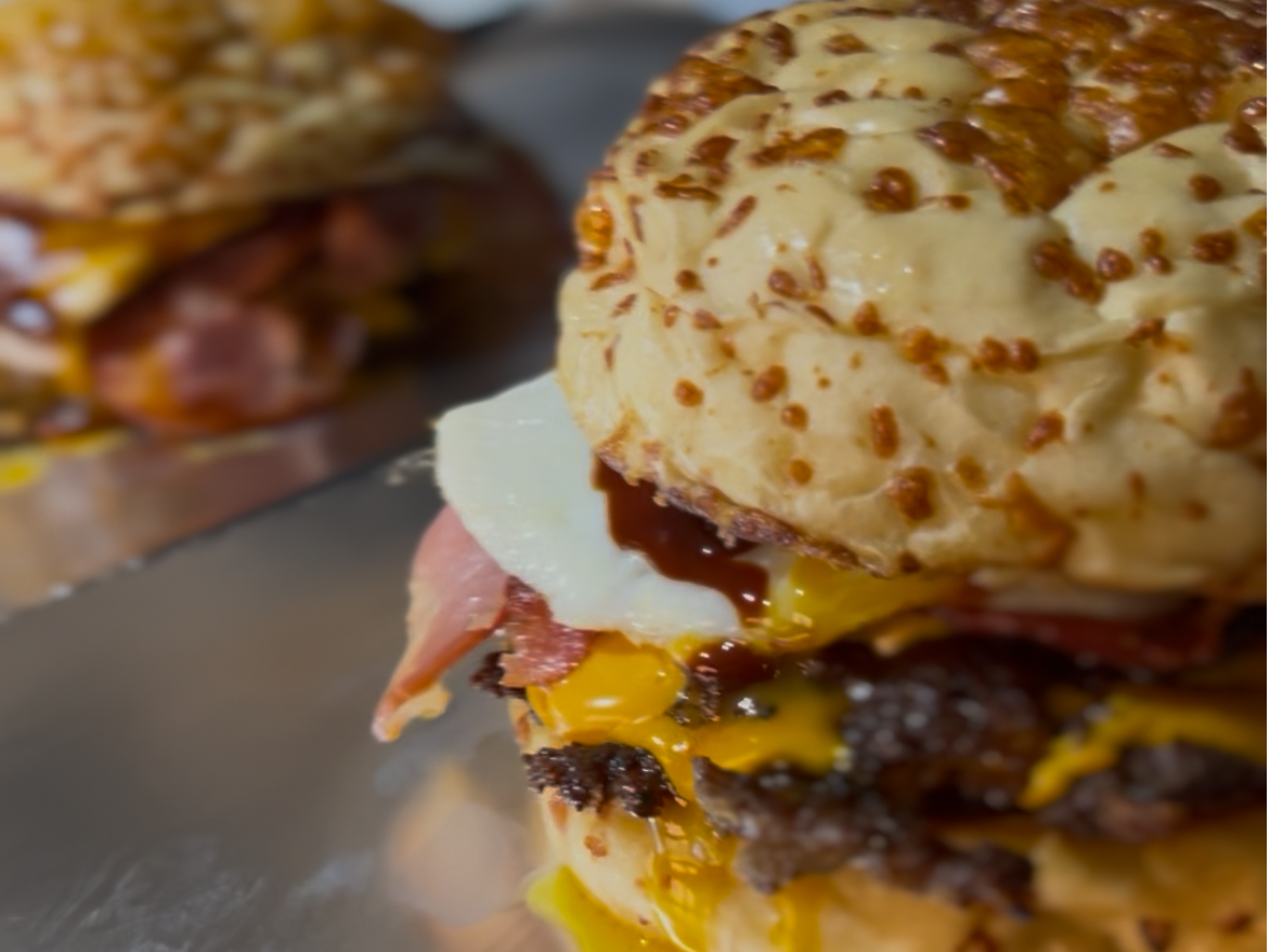 2 Burger's Americana  DOBLES + FRITAS