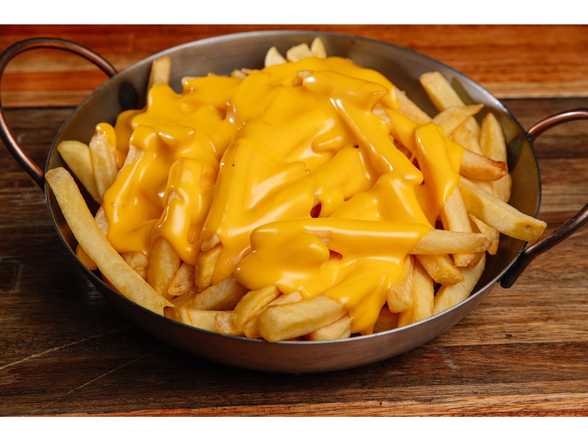 PAPAS CON CHEDDAR