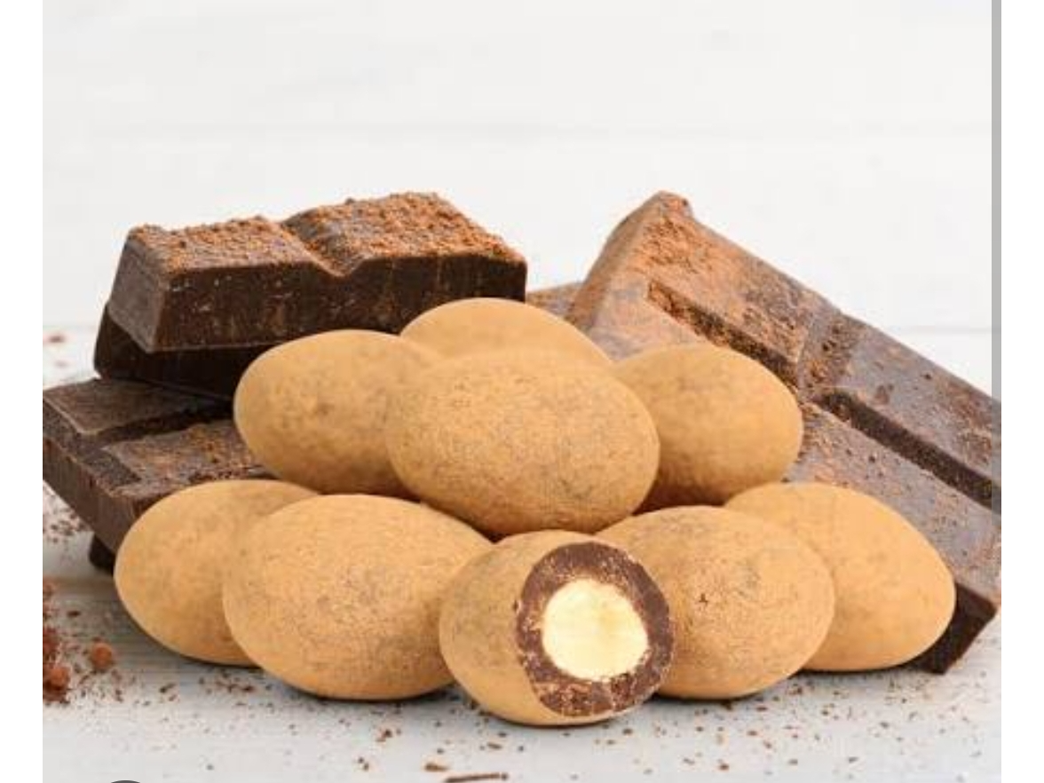 Almendras con Chocolate espolvoreadas con cacao