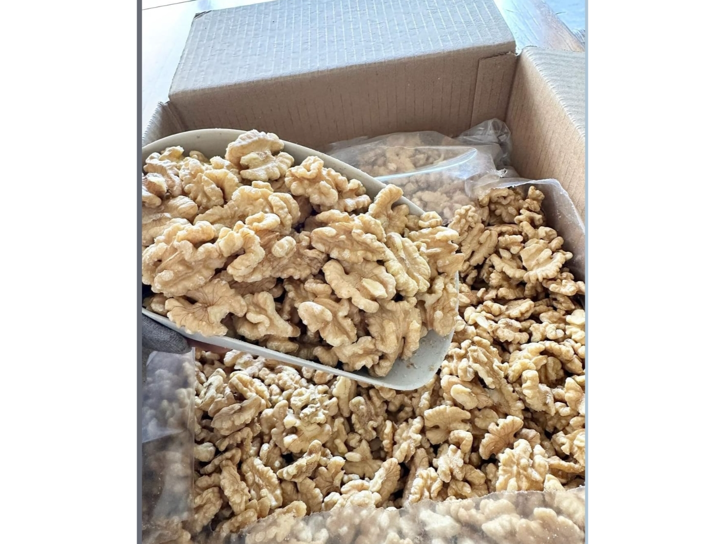 Nueces Enteras Extra Light