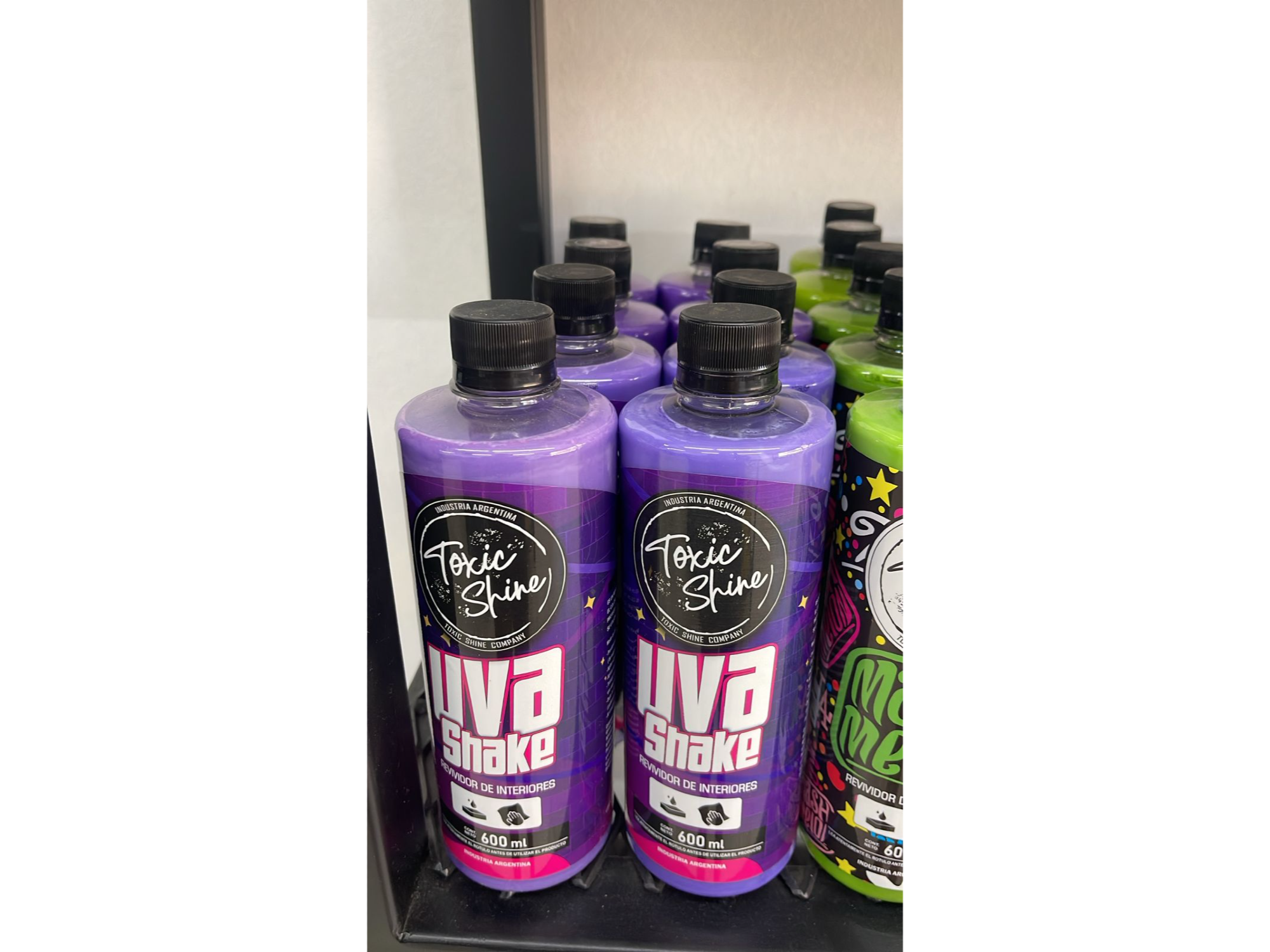 UVA SHAKE