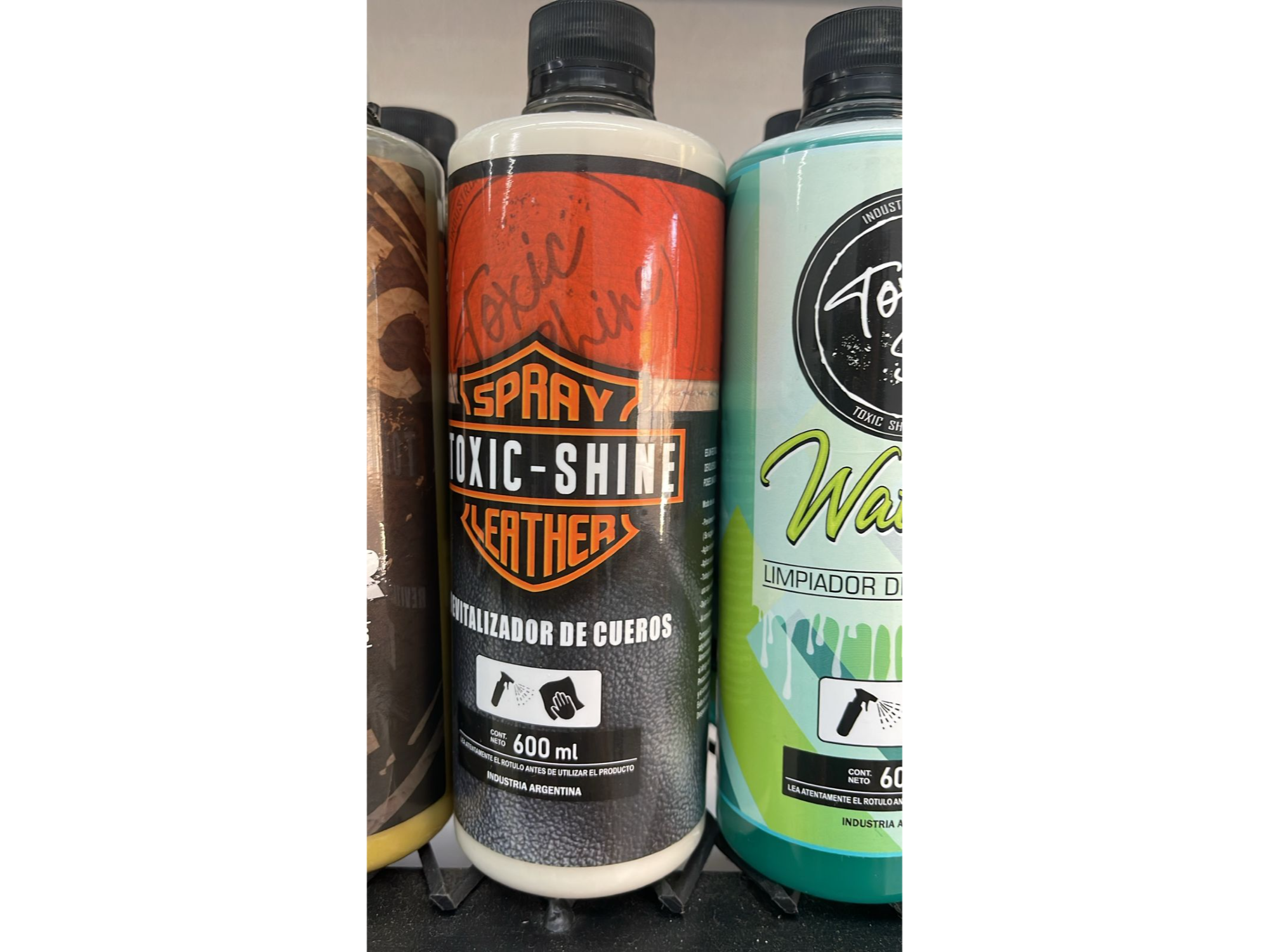 SPRAY LEATHER