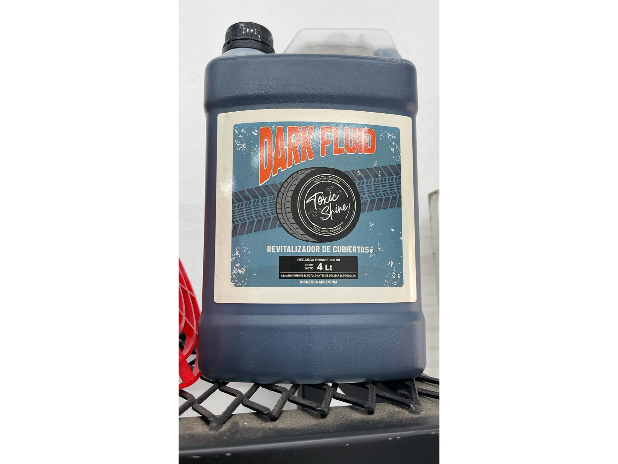 DARK FLUID