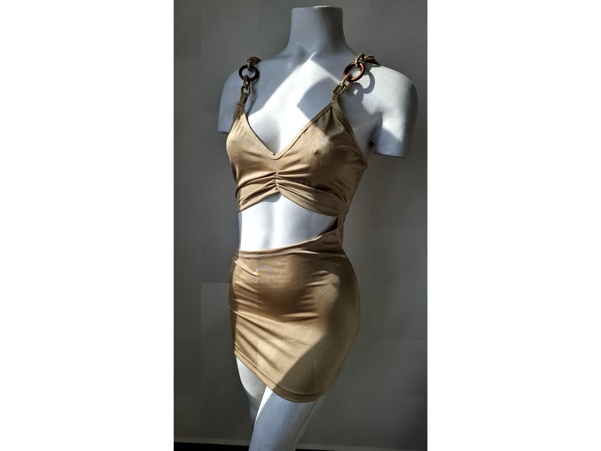 Vestido dorado lycra