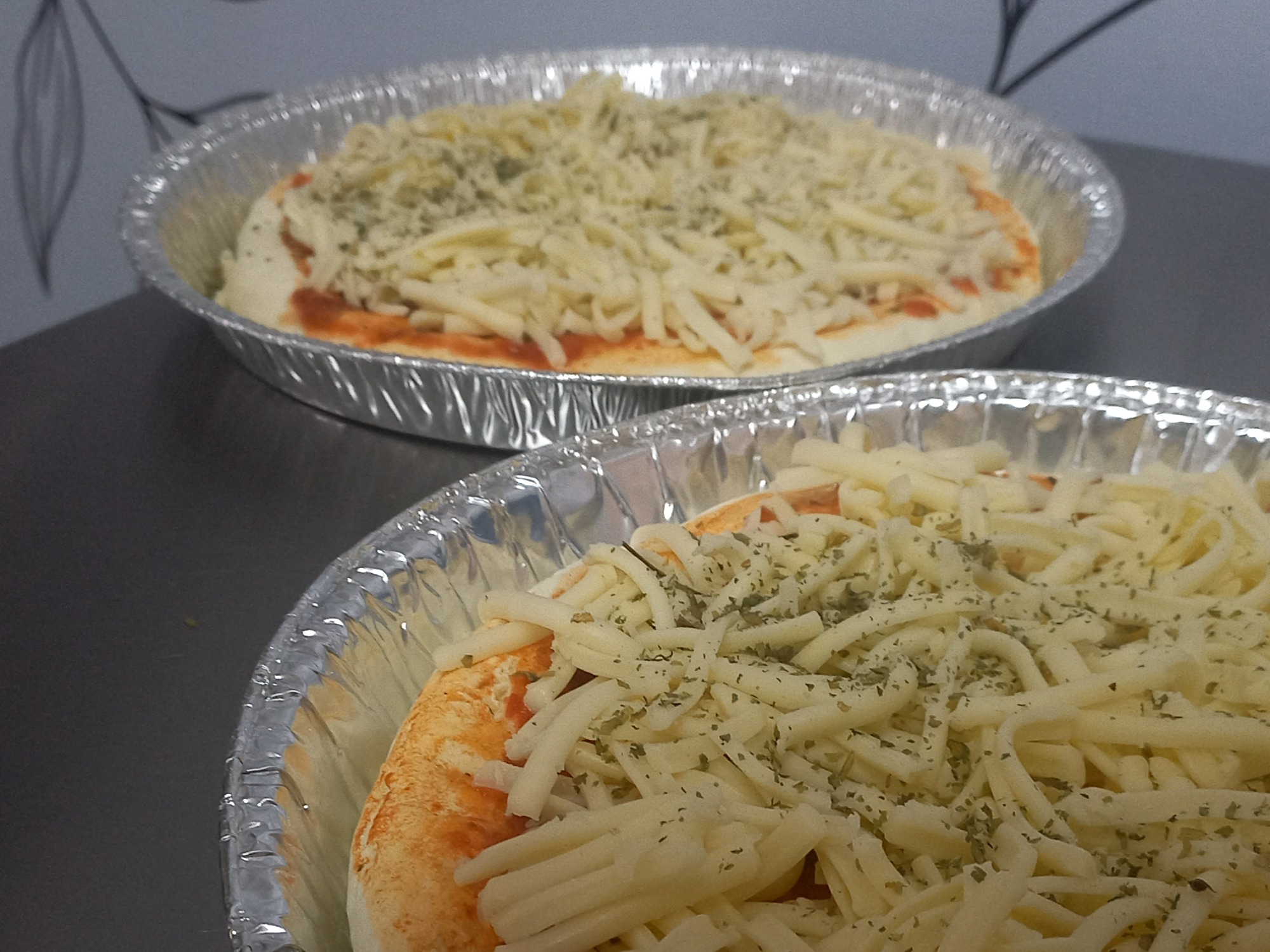 PIZZA 8 PORCIONES QUESO