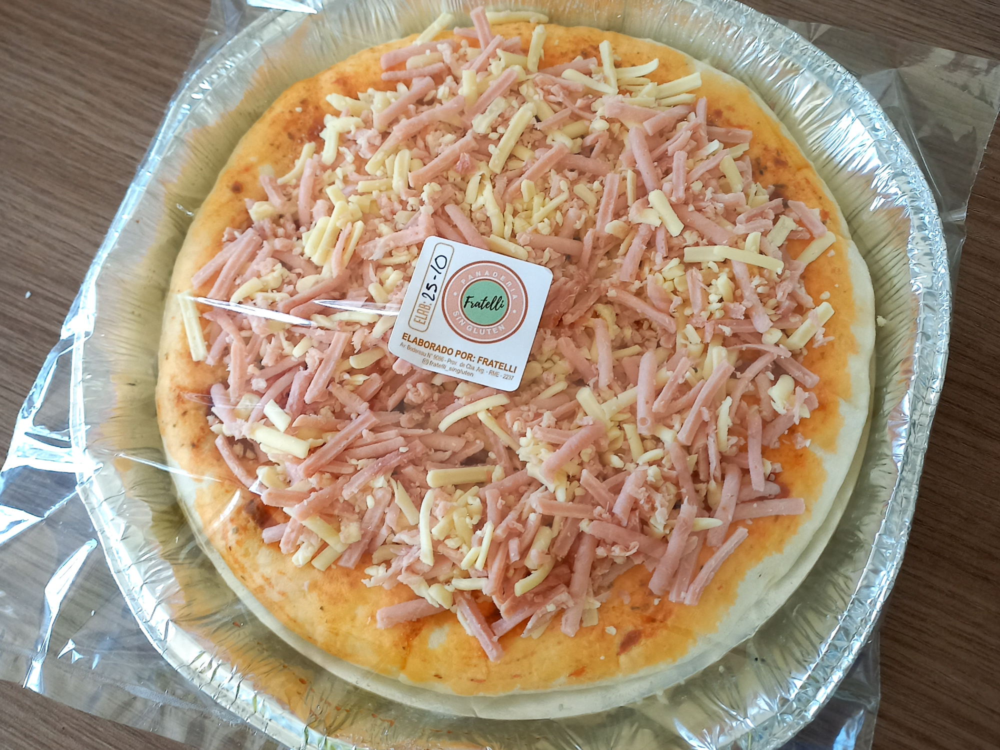 PIZZA 4 PORCIONES JAMÓN Y QUESO