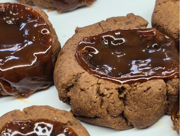 PEPAS CHOCOLATOSAS CON DULCE DE LECHE