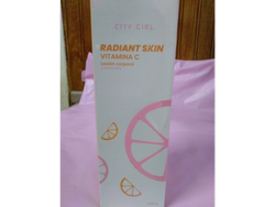 Loción Corporal Iluminadora City Girl