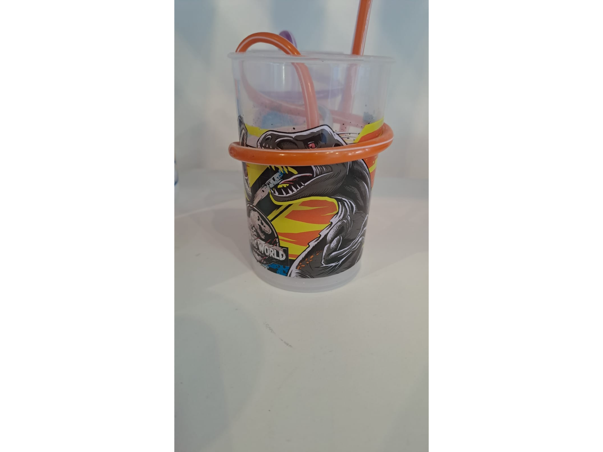 Vaso con sorbete Dinosaurios