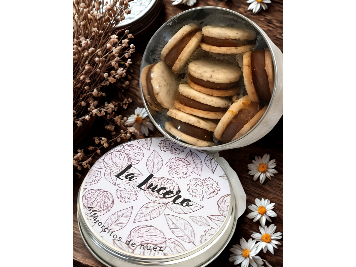 Alfajorcitos de nuez y dulce de leche