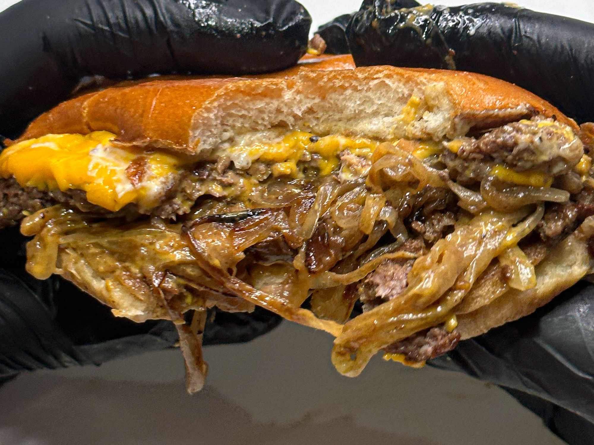 FRIED ONION 2.0 de TOM'S BURGER