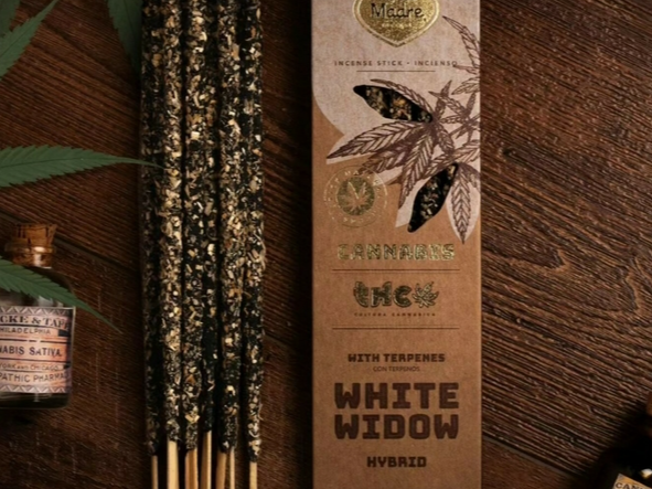 WHITE WIDOW