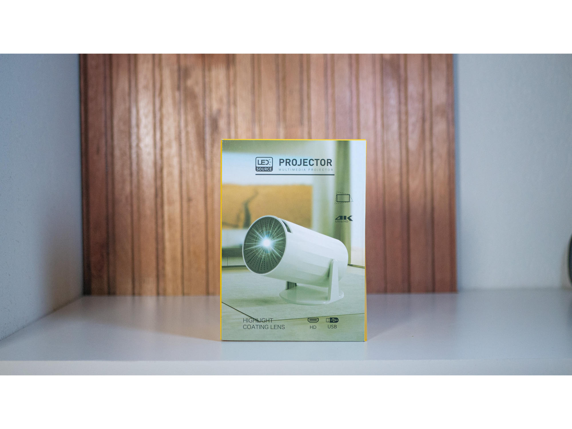 PROYECTOR CON MAGIS TV