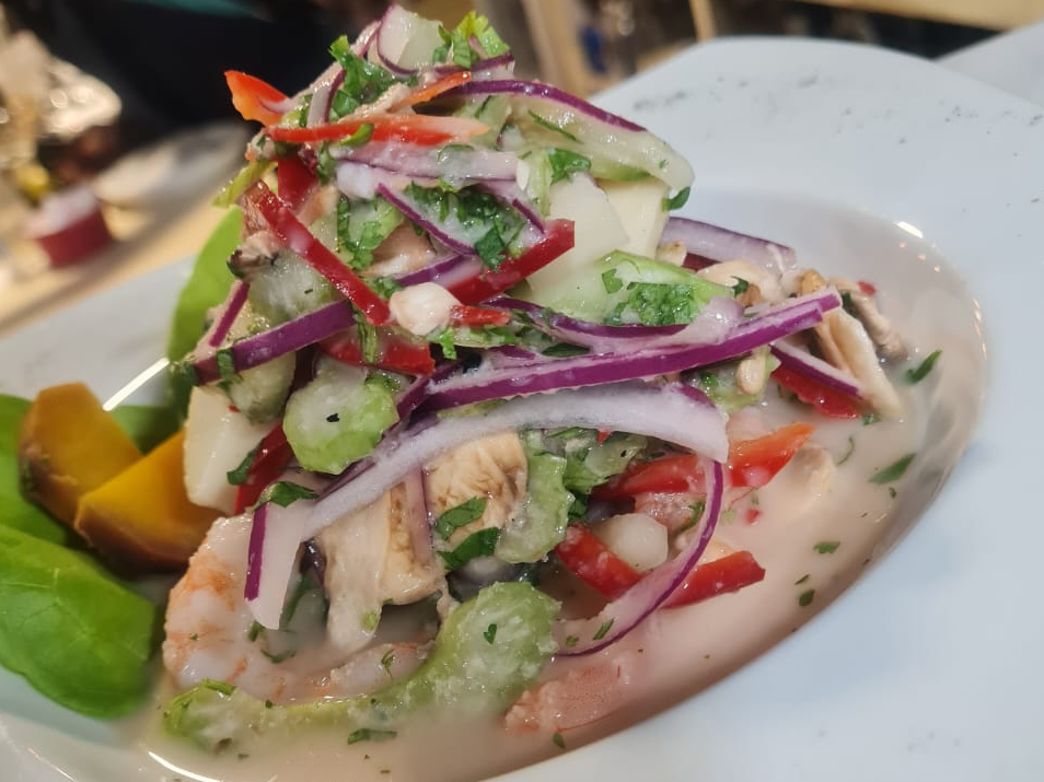Ceviche Mar y Tierra