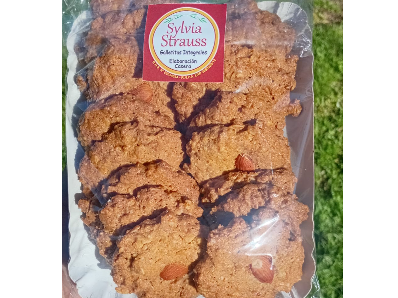 Galletitas de avena y almendra Silvia Strauss x 200 grs