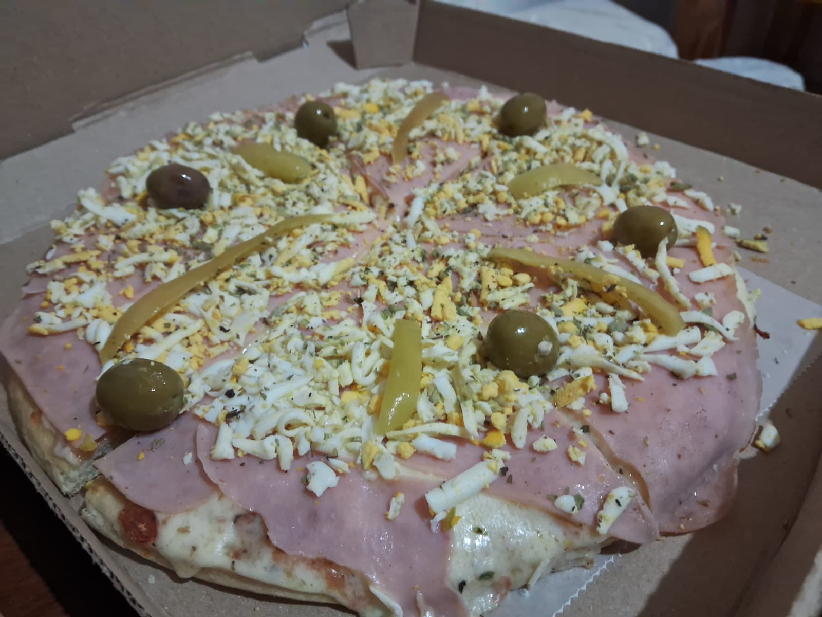 Pizza Jamon y Huevo