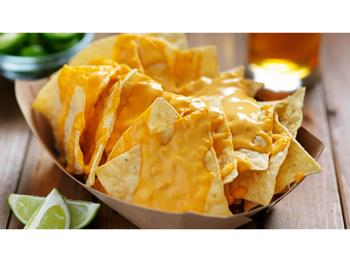 NACHOS TRADICIONALES