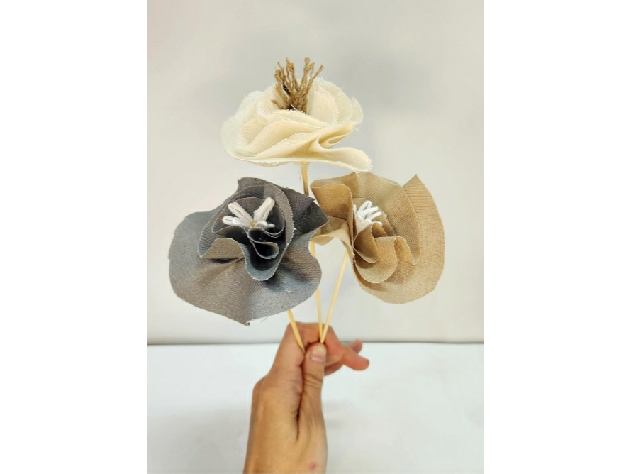 FLORES DE TELA CHICAS