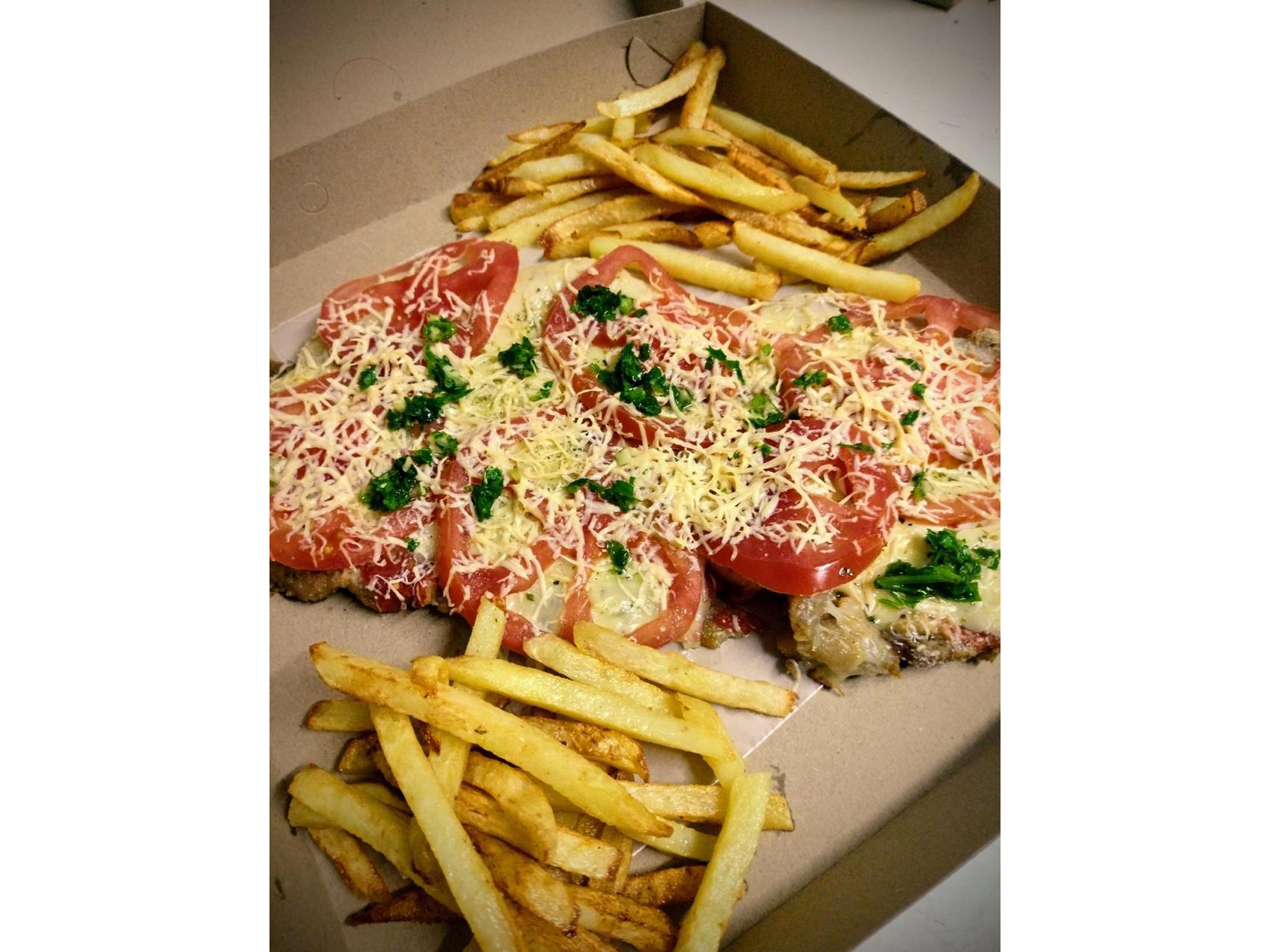 Napolitana con papas fritas