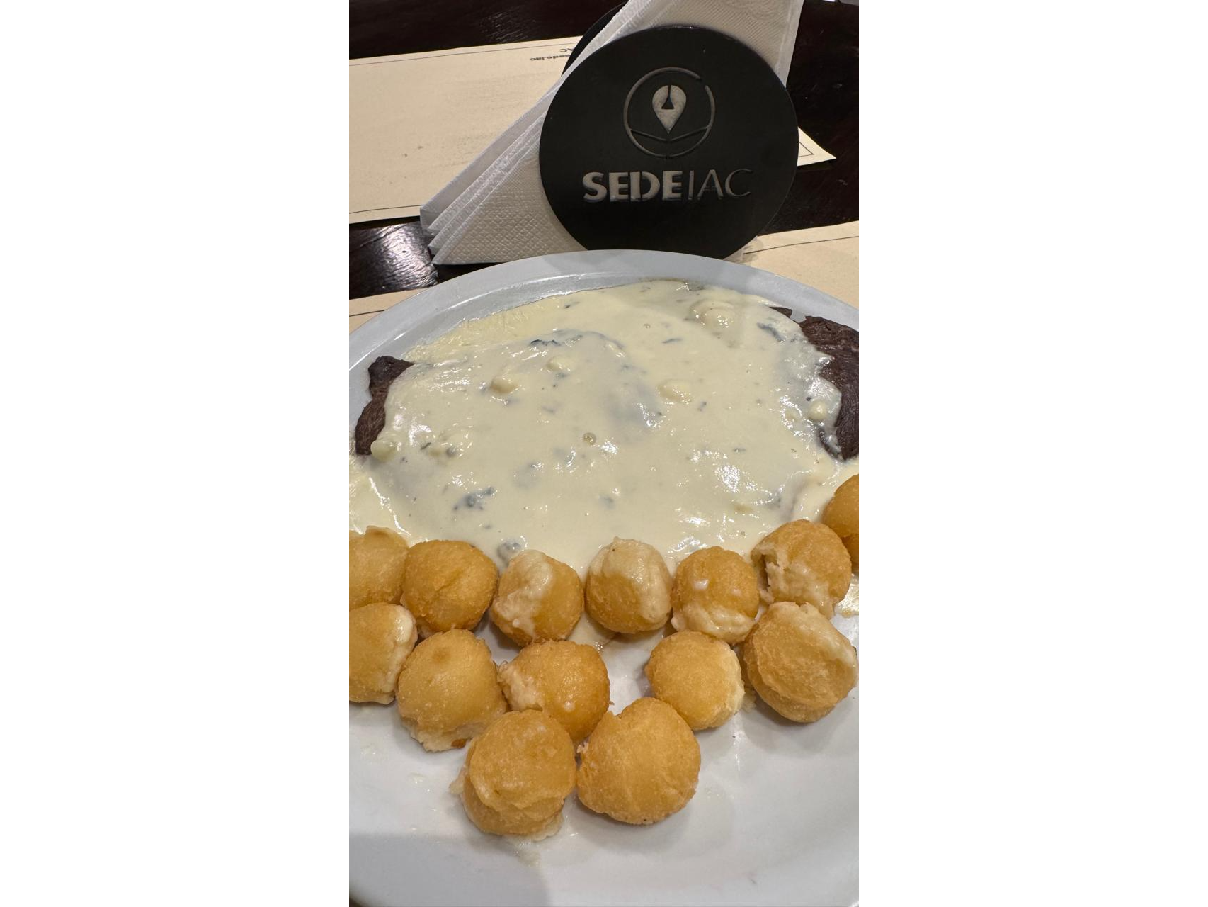 Lomo al roquefort c/ papas noisette