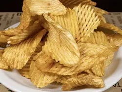 Porción de papas rejillas de Lomitos 348 Manantiales