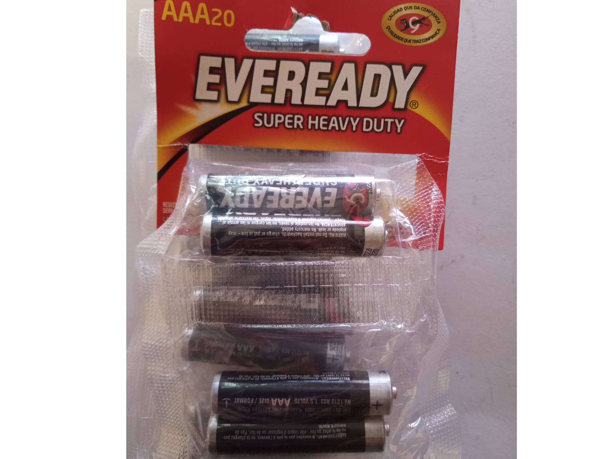 PILAS EVEREADY VARIEDAD DE TAMAÑOS.