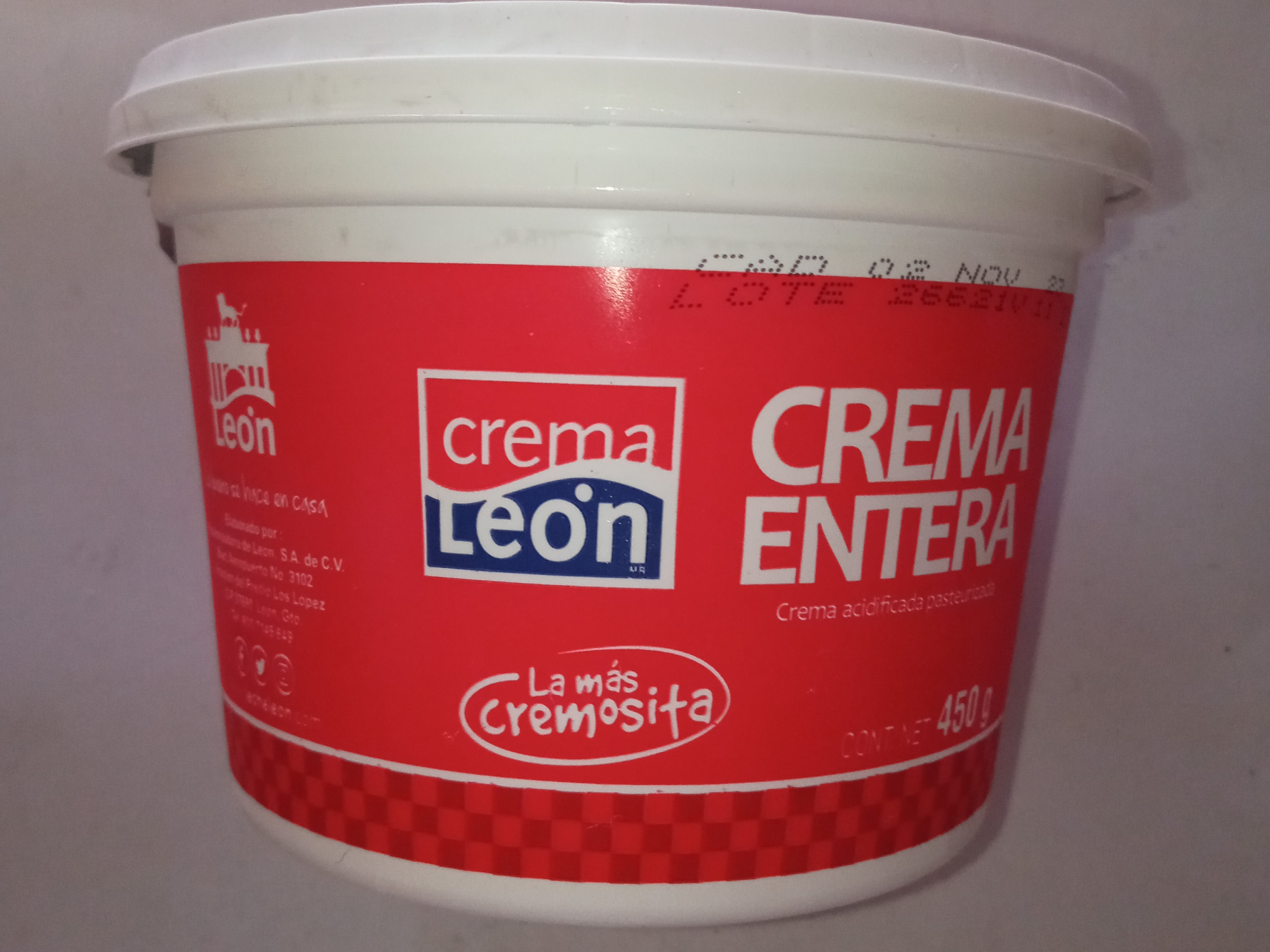 CREMA LEON VARIEDAD DE TAMAÑOS.