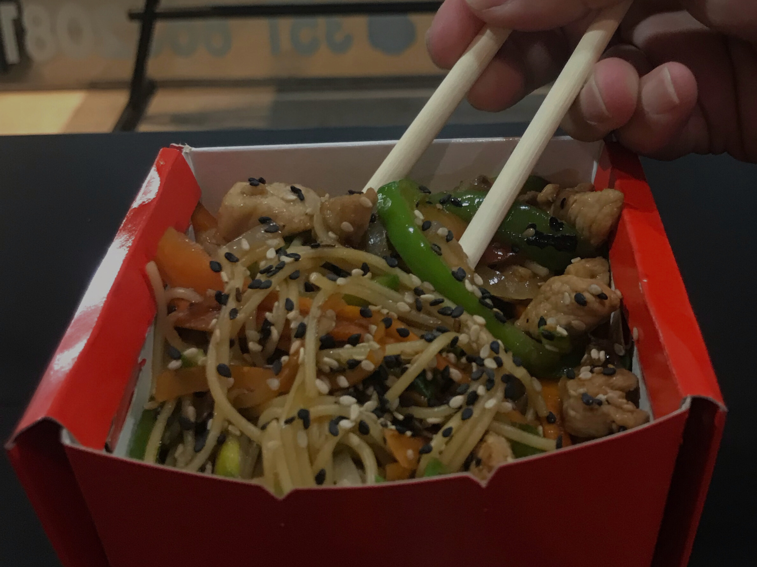 2 WOK CERDO