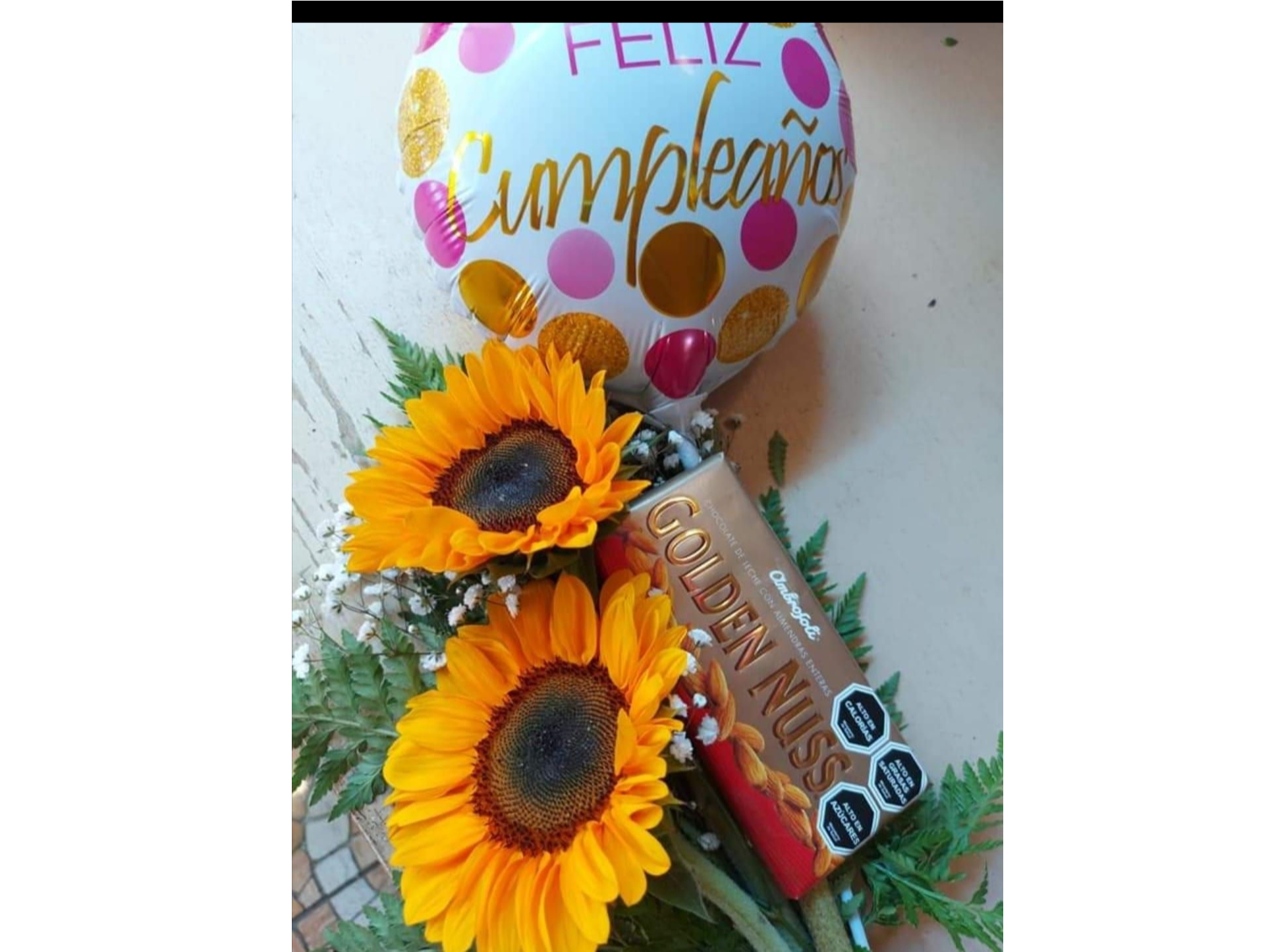 Floreria Flores del Parque | Te quiero Girasoles (incluye globo y chocolate  en barra)