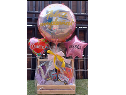 Desayuno en caja de madera