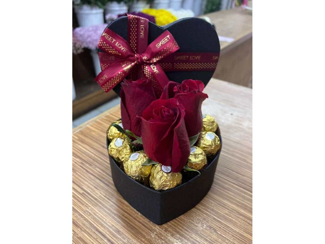 Caja Ferrero rosas