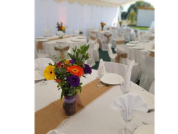 Centro de mesa primaveral ( no incluye florero )