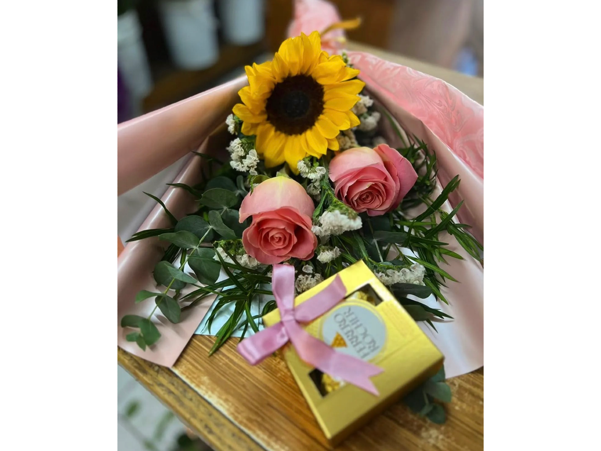 Rosa, girasol 🌻 Ferreros