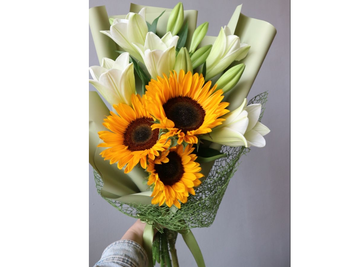 Lilium y girasoles 🌻