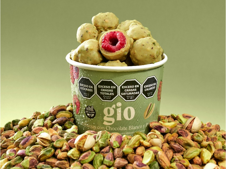 Frambuesas con Chocolate Blanco y Pistacho