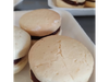 Samu. Alfajores de maicena con dulce de leche