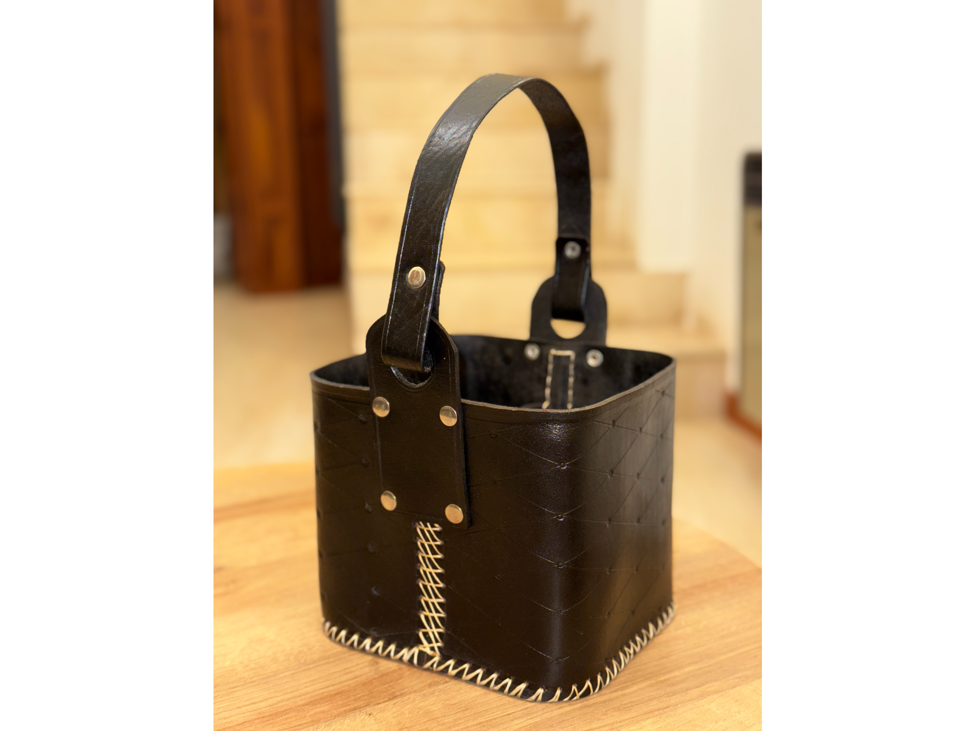 Matera cuadrada, cuero 100% vacuno