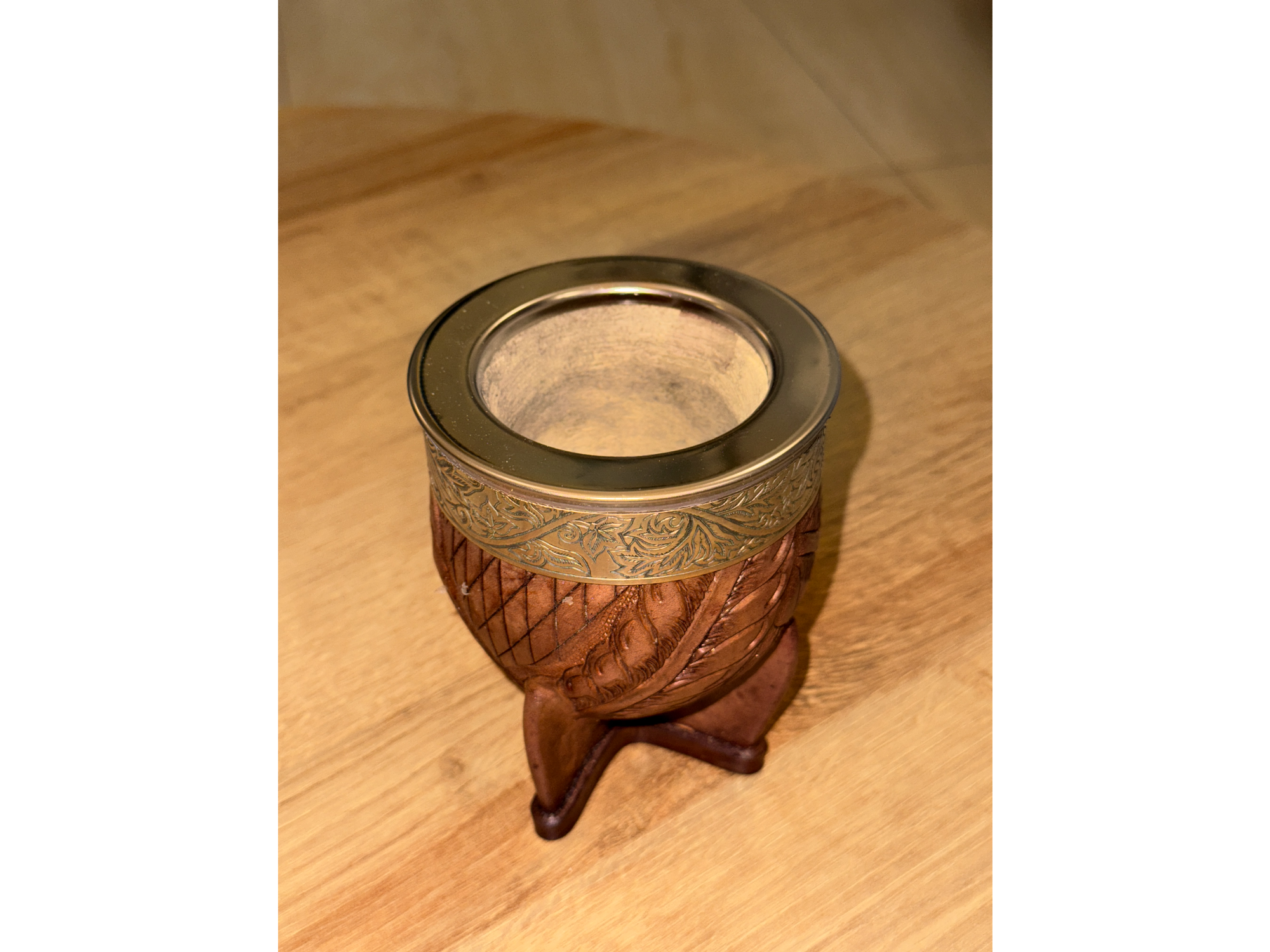 Imperial Virola Lisa, cuero labrado