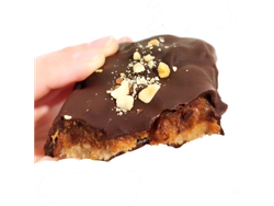 SNICKERS - VEGAN QUEEN