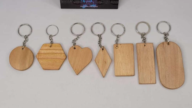 Llaveros de Madera