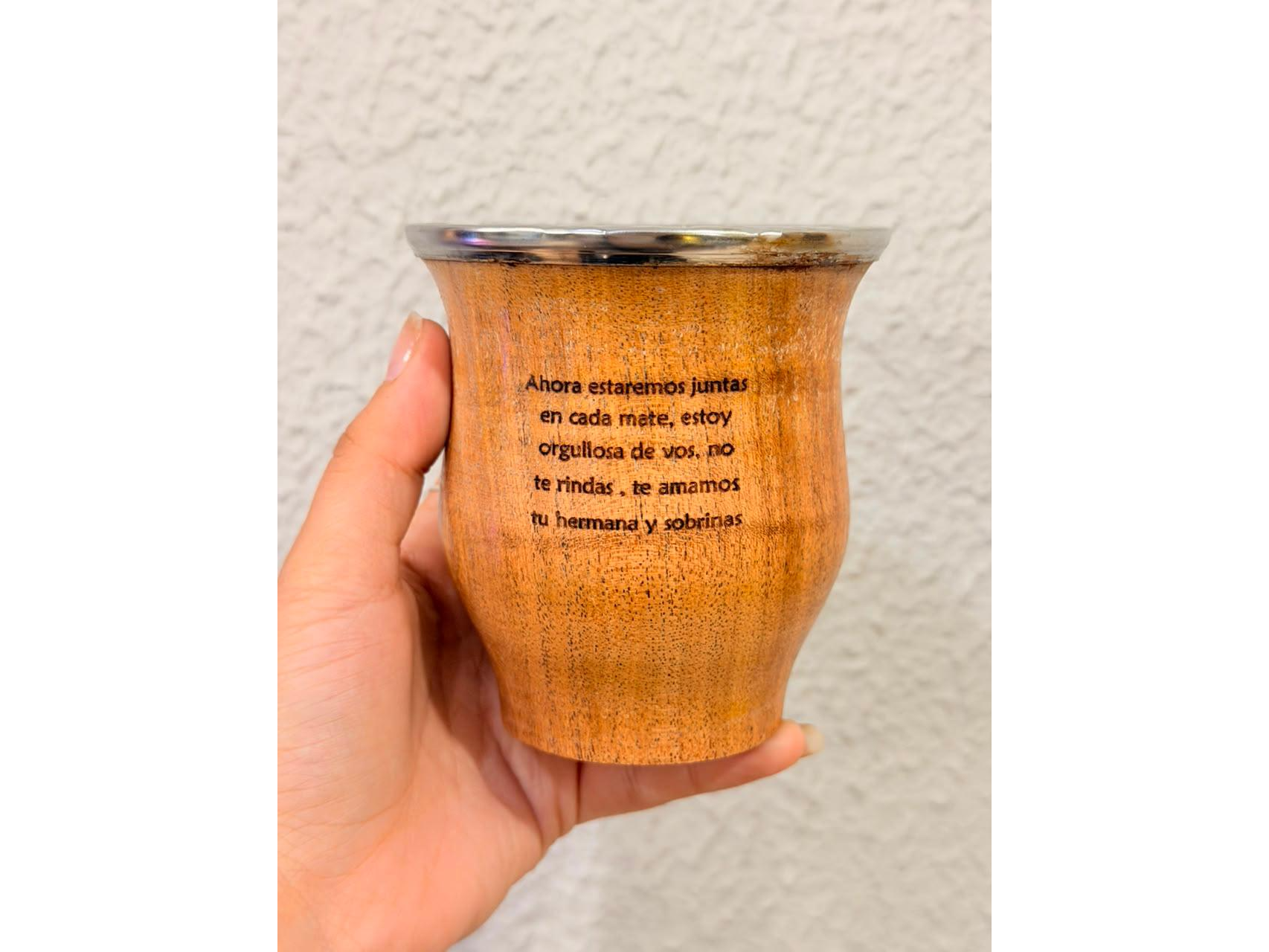 Muestra grabado en madera algarrobo