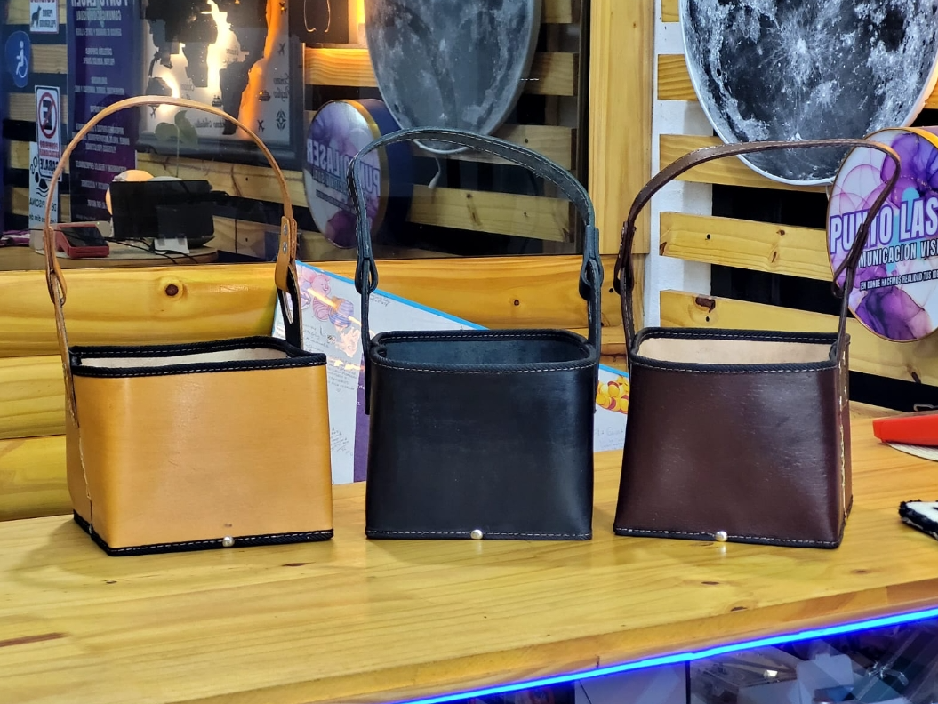 Matera cuero base de madera