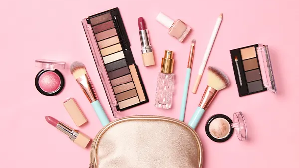 MAQUILLAJES
