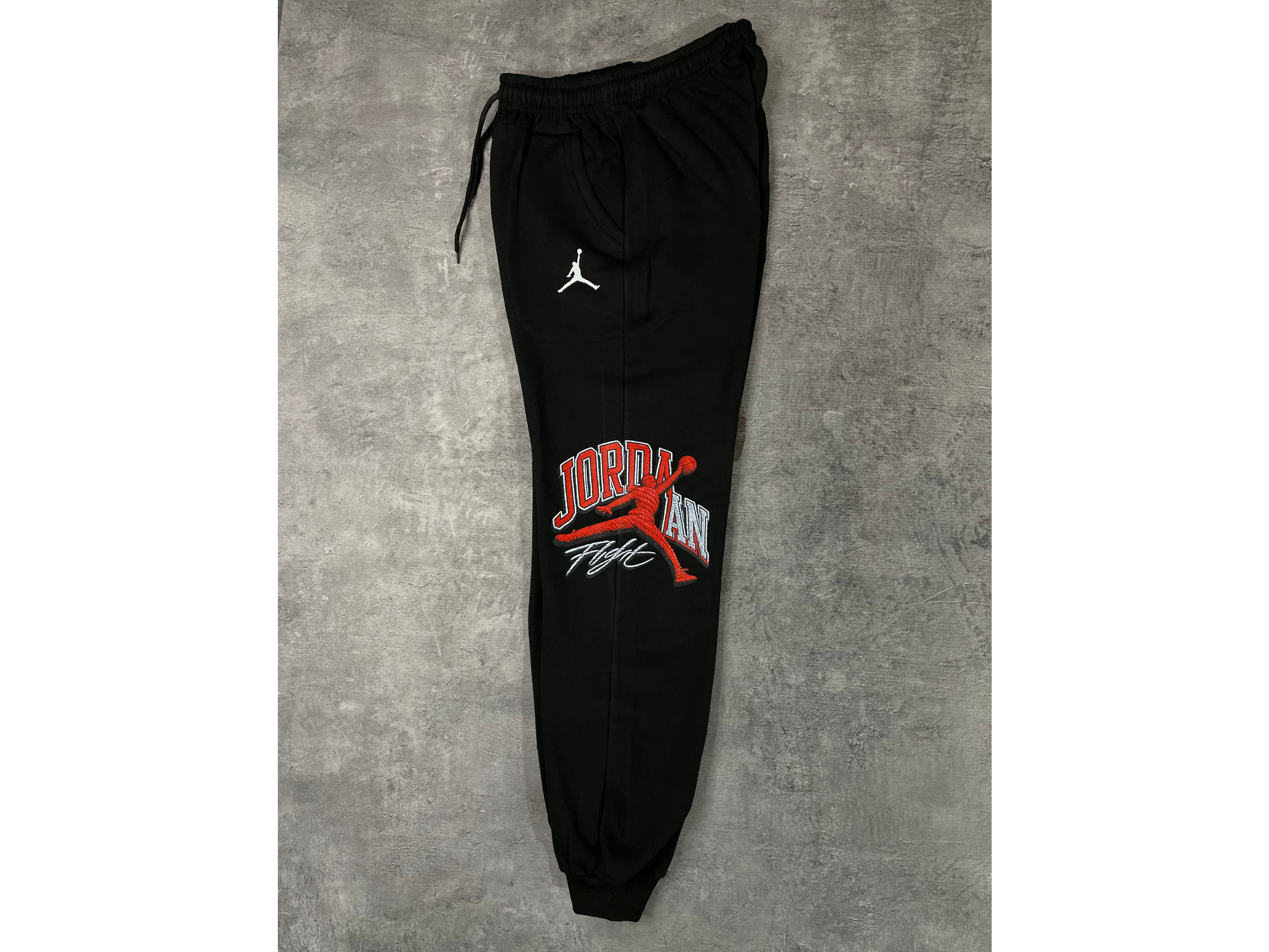 joggins jordan estilo bordado 🤩💯 de leoropa.mayorista