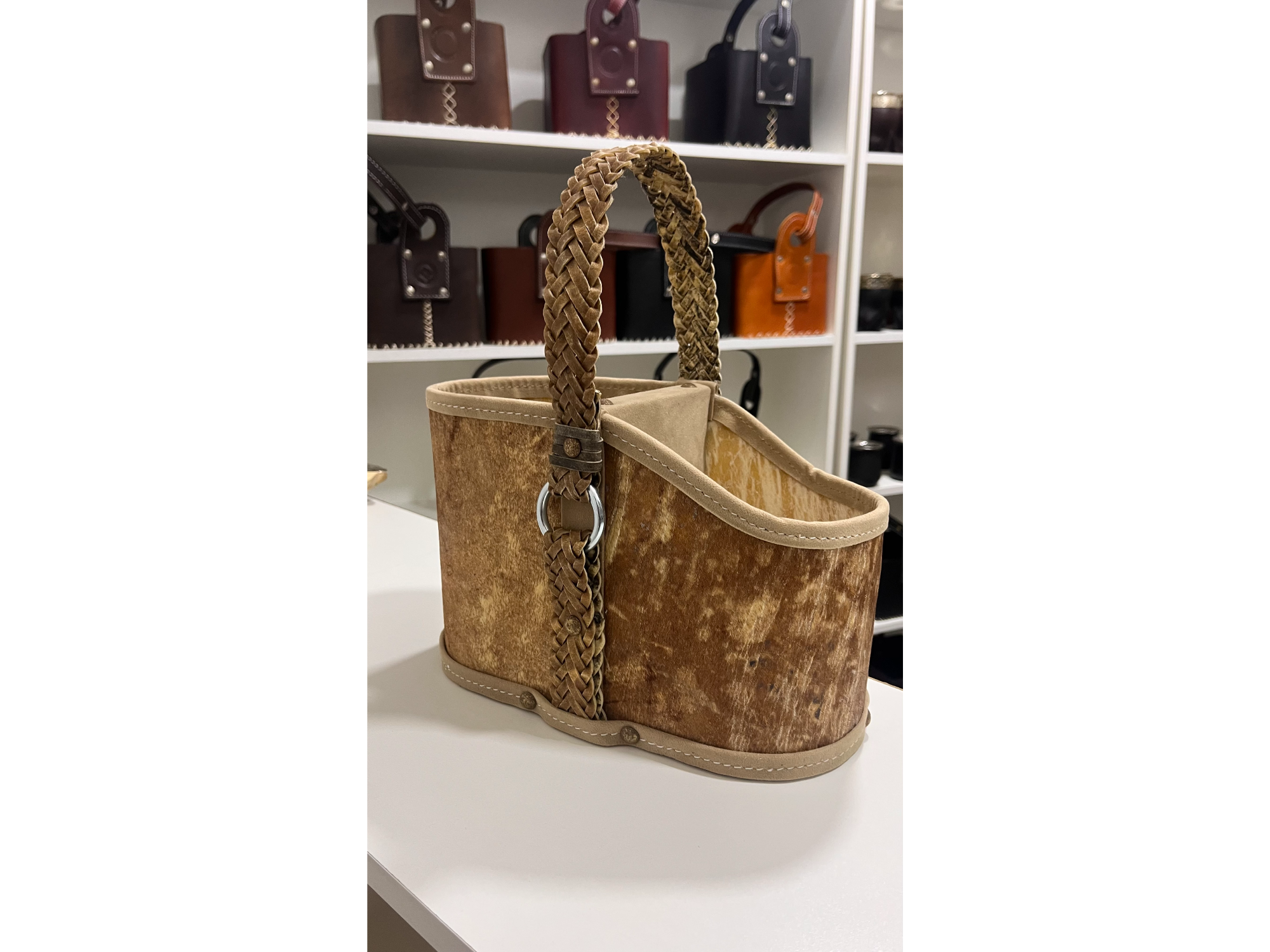 CANASTA CUERO CRUDO PREMIUM