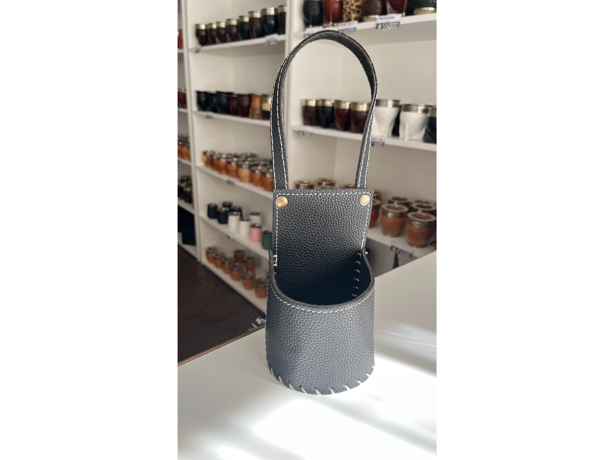 PORTA MATE ECO CUERO